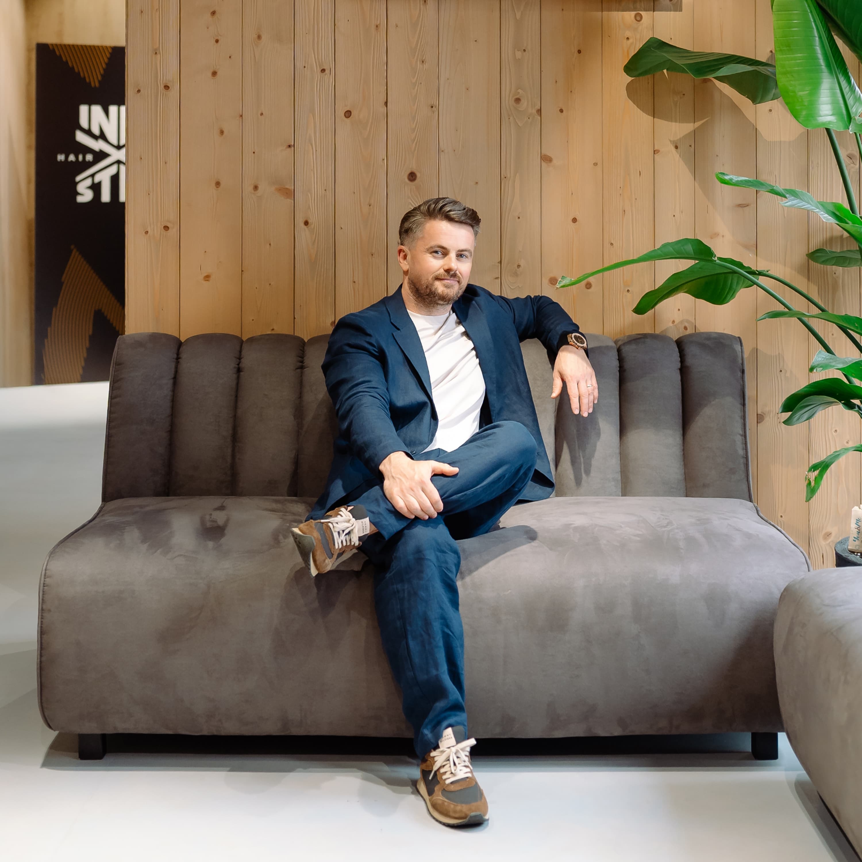 Portretul lui Dumitru Pop, fondator și designer de interior PODOQ Studio